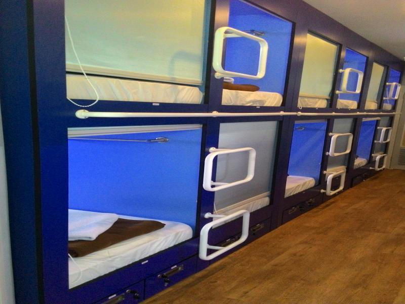 Qb Sleep Capsule Hotel Kuta (Bali) Exterior photo