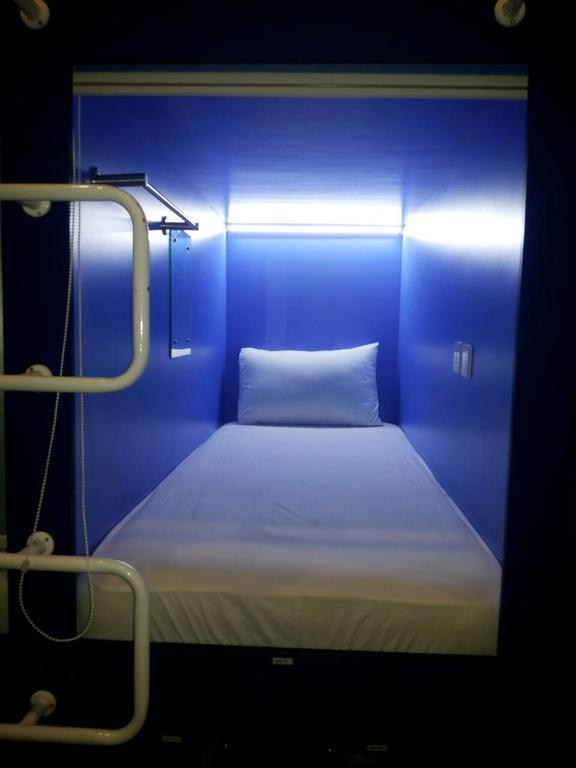 Qb Sleep Capsule Hotel Kuta (Bali) Exterior photo