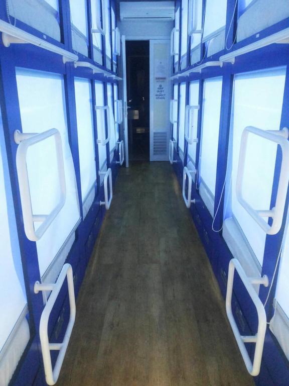 Qb Sleep Capsule Hotel Kuta (Bali) Exterior photo