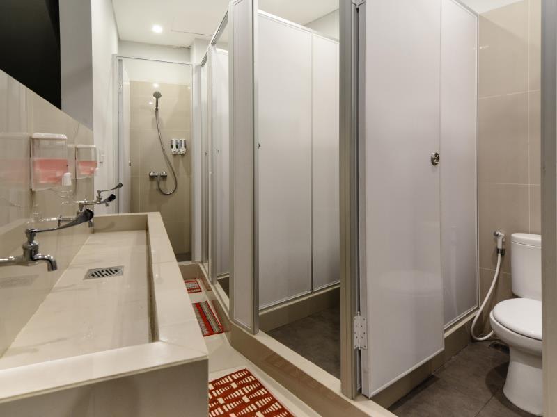 Qb Sleep Capsule Hotel Kuta (Bali) Exterior photo